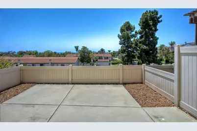 6805 Briarwood Drive, Carlsbad, CA 92011 - Photo 14