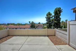 6805 Briarwood Dr, Carlsbad, CA 92011 - Photo 14