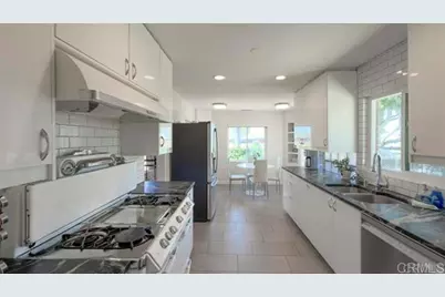 215 N Vulcan Avenue, Encinitas, CA 92024 - Photo 4