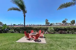 215 N Vulcan Ave, Encinitas, CA 92024 - Photo 18