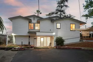 1330 Tower Dr, Vista, CA 92083 - Photo 2