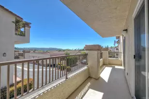 7400 Altiva Pl, Carlsbad, CA 92009 - Photo 24