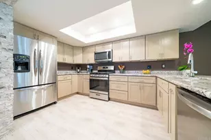 4016 Layang Layang Cir, Carlsbad, CA 92008 - Photo 16