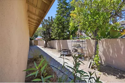 7738 Madrilena Way, Carlsbad, CA 92009 - Photo 40