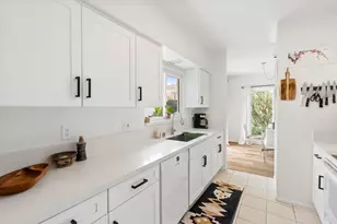 7063 Estrella De Mar Rd, Carlsbad, CA 92009 - Photo 4