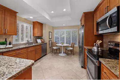 2020 Caminito Circulo Sur, La Jolla, CA 92037 - Photo 10
