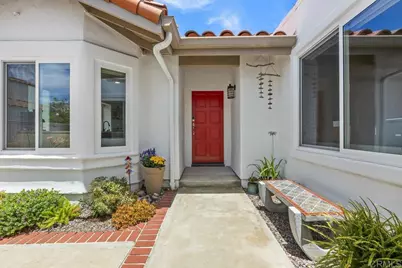 4722 Collinos Way, Oceanside, CA 92056 - Photo 2