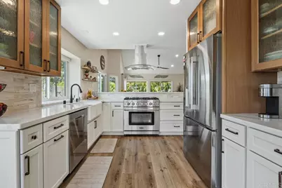 4722 Collinos Way, Oceanside, CA 92056 - Photo 6