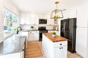 9927 Dichondra Ct, San Diego, CA 92131 - Photo 6