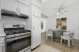 3027 Camarillo Ave, Oceanside, CA 92056 - Photo 10