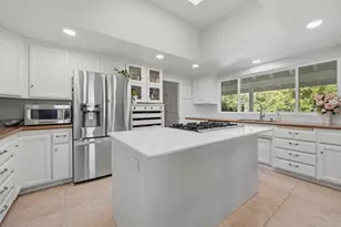 3830 Lake Garden Dr, Fallbrook, CA 92028 - Photo 12