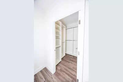 1101 S Harvard Boulevard #510, Los Angeles, CA 90006 - Photo 8
