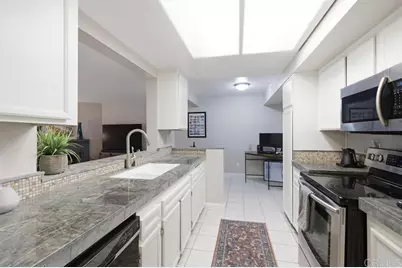 1040 E Washington Avenue #17, Escondido, CA 92025 - Photo 8