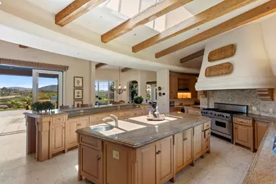 5528 La Crescenta, Rancho Santa Fe, CA 92067 - Photo 2
