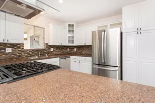 1228 Tower Dr, Vista, CA 92083 - Photo 10
