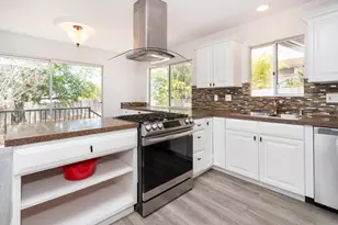 1228 Tower Dr, Vista, CA 92083 - Photo 8