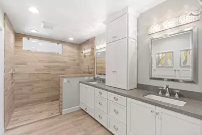 2340 Rue Des Chateaux, Carlsbad, CA 92008 - Photo 14