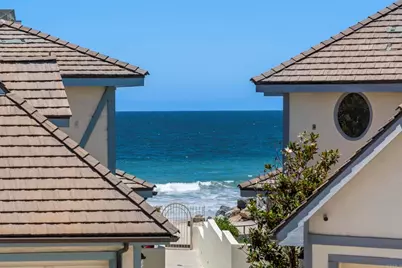 2340 Rue Des Chateaux, Carlsbad, CA 92008 - Photo 2