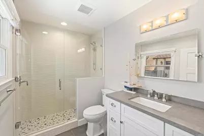 2340 Rue Des Chateaux, Carlsbad, CA 92008 - Photo 16