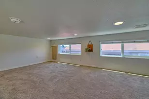 1549 N Vulcan Ave, Encinitas, CA 92024 - Photo 16