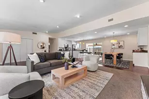 1091 Nightingale Pl, Escondido, CA 92027 - Photo 2