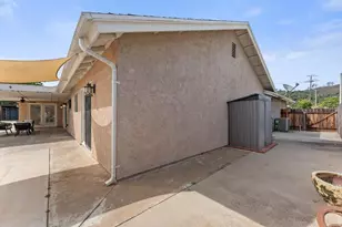 1091 Nightingale Pl, Escondido, CA 92027 - Photo 36