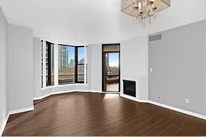 500 W Harbor Drive #716, San Diego, CA 92101 - Photo 2