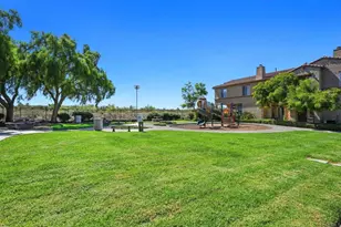 4450 Brisbane Way, Oceanside, CA 92058 - Photo 36
