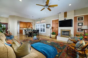 2436 Fallbrook Pl, Escondido, CA 92027 - Photo 14