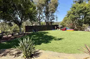 1097 Camino Alisos, Fallbrook, CA 92028 - Photo 10