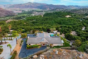 2275 Via Cascabel, Escondido, CA 92027 - Photo 38