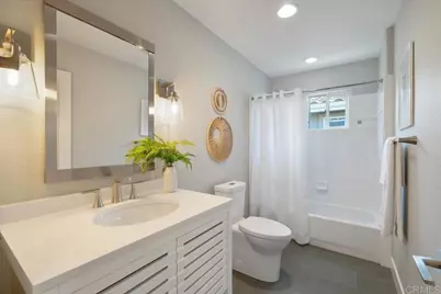 261 Chinquapin Avenue, Carlsbad, CA 92008 - Photo 32