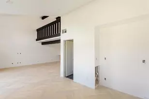 5210 Navarra Dr, Carlsbad, CA 92009 - Photo 12