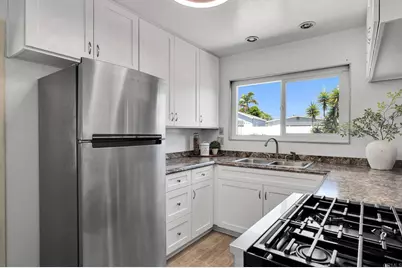 4560 Derrick Drive, San Diego, CA 92117 - Photo 8