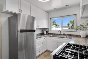 4560 Derrick Dr, San Diego, CA 92117 - Photo 8