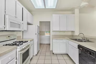 11154 Portobelo Drive, San Diego, CA 92124 - Photo 4