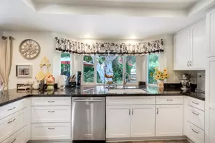 519 Quail Gardens Dr, Encinitas, CA 92024 - Photo 14