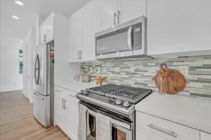 1267 Via Candelas, Oceanside, CA 92056 - Photo 6