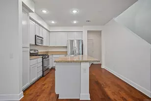 2487 Ascending Oaks Ln, Simi Valley, CA 93063 - Photo 10
