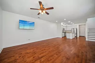 2487 Ascending Oaks Ln, Simi Valley, CA 93063 - Photo 8