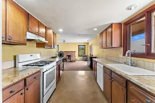 5120 El Arbol Dr, Carlsbad, CA 92008 - Photo 10