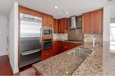700 W E Street #801, San Diego, CA 92101 - Photo 14