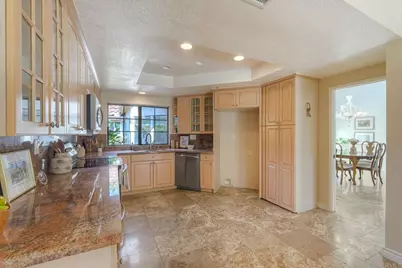 29118 Laurel Valley Dr, Vista, CA 92084 - Photo 12