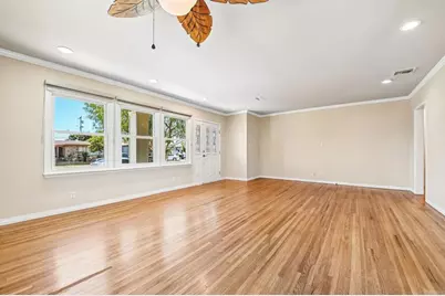 8121 Adoree, Downey, CA 90242 - Photo 4