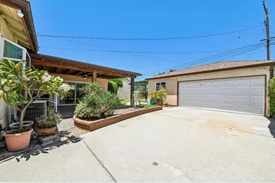8121 Adoree, Downey, CA 90242 - Photo 30