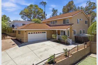 217 Camille Way, Vista, CA 92083 - Photo 2