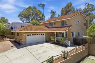217 Camille Way, Vista, CA 92083 - Photo 2