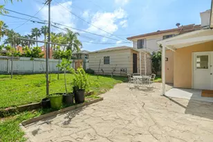 135 4th St, Encinitas, CA 92024 - Photo 26