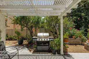 36147 Vence Dr, Murrieta, CA 92562 - Photo 18