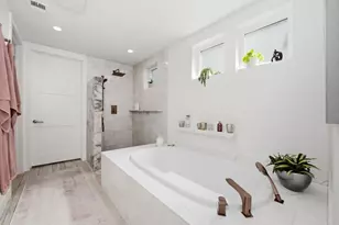 2363 Ocean St, Carlsbad, CA 92008 - Photo 16
